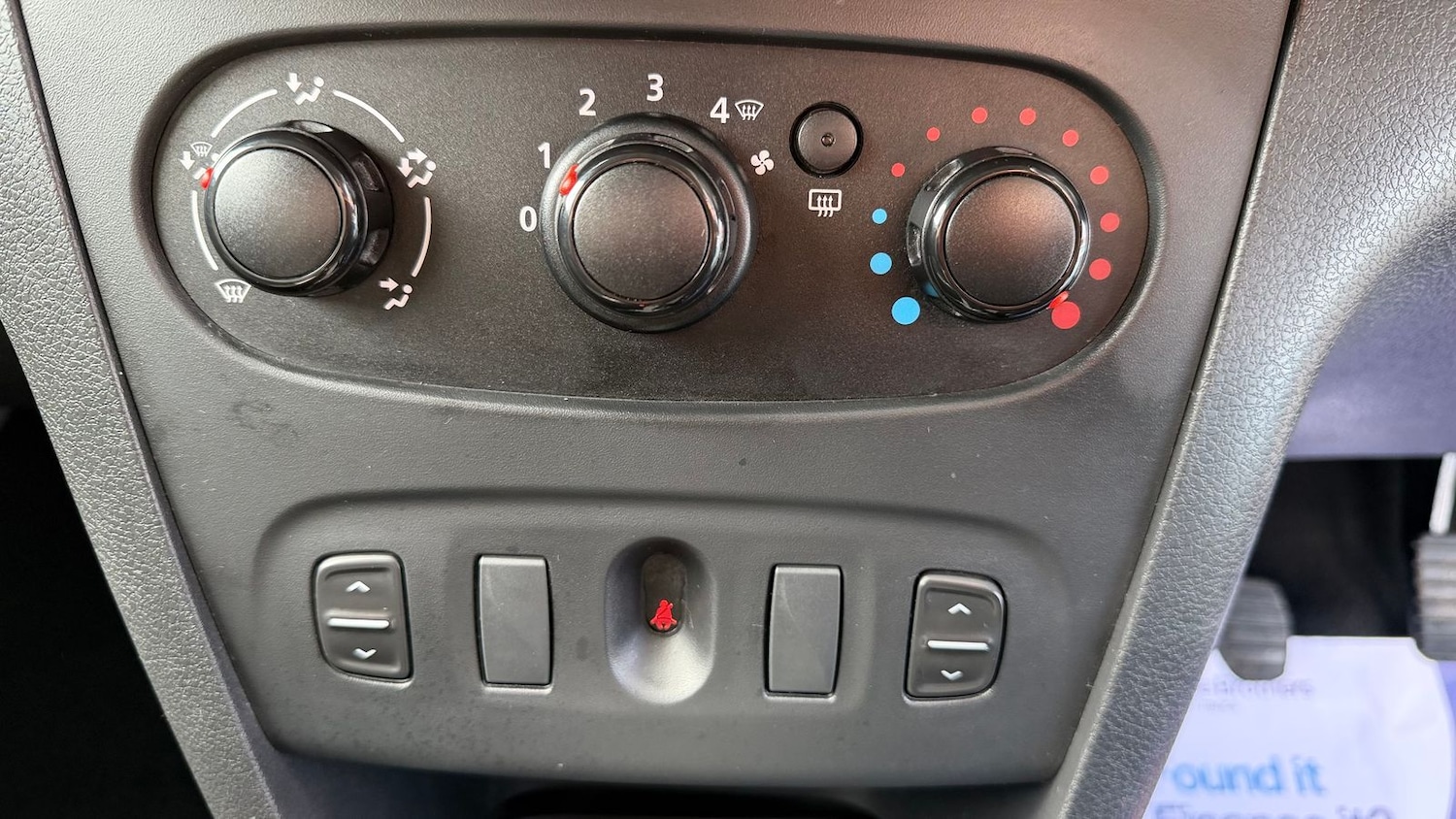 Used Dacia Sandero Stepway 2015 for sale - 78049924: Photo 21