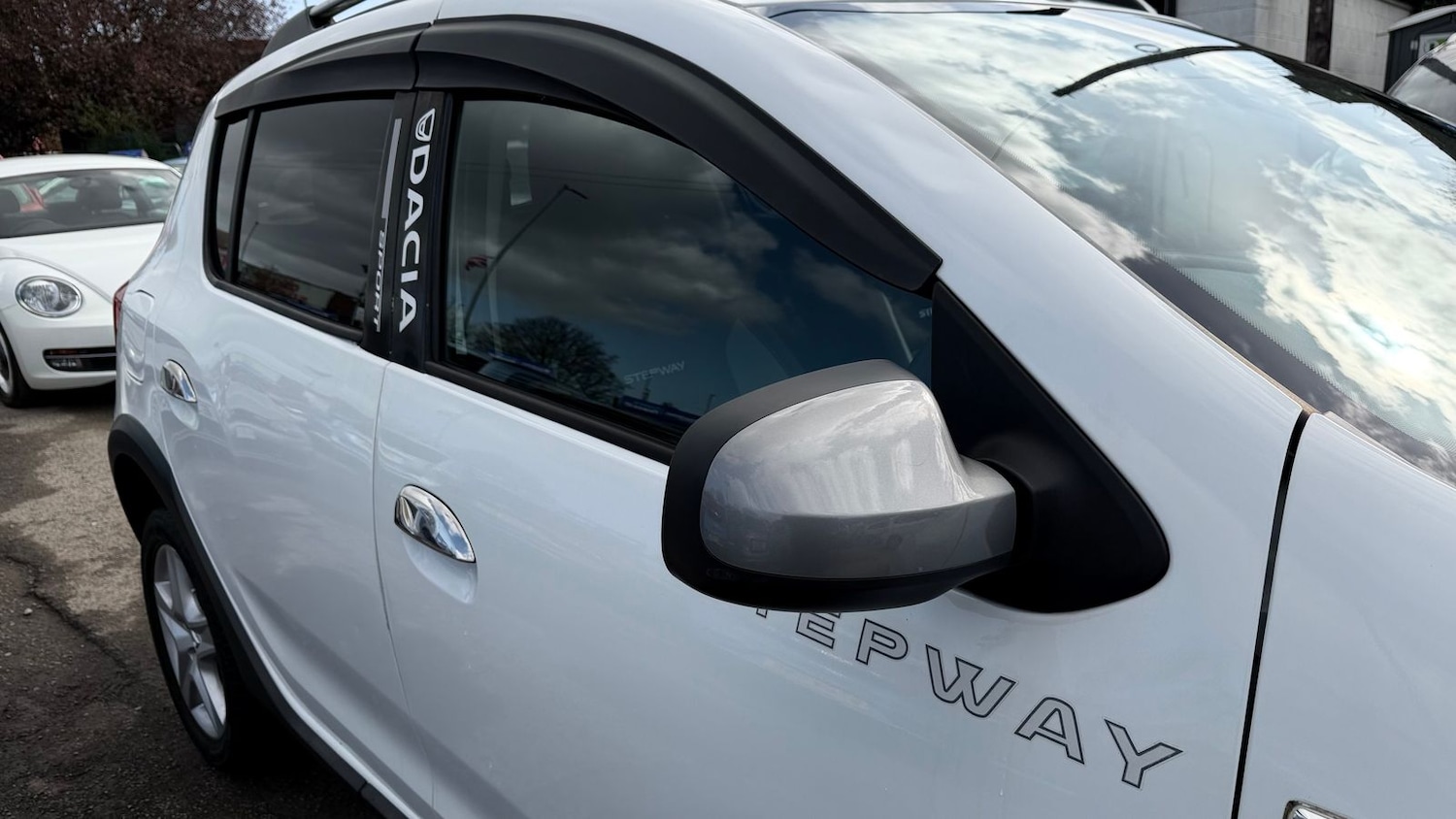 Used Dacia Sandero Stepway 2015 for sale - 78049924: Photo 30