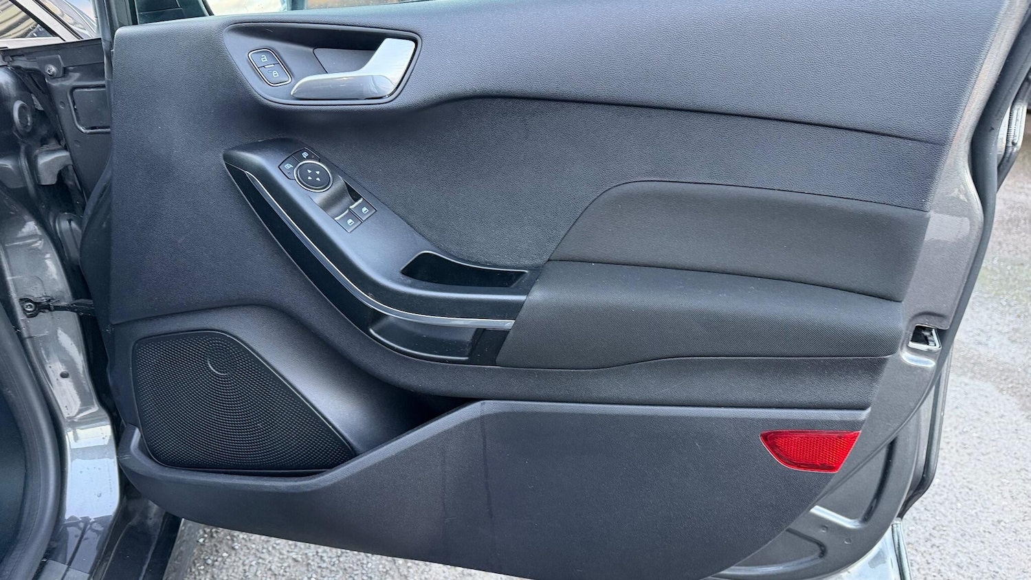 Used Ford Fiesta 2018 for sale - 76635898: Photo 29