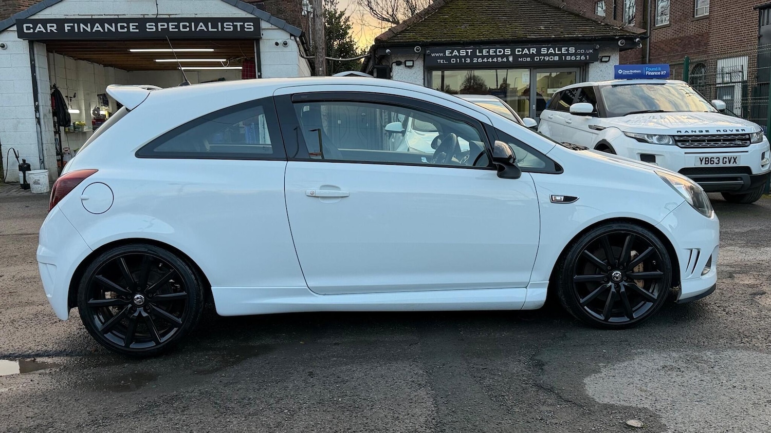 Used Vauxhall Corsa 2015 for sale - 76795013: Photo 2
