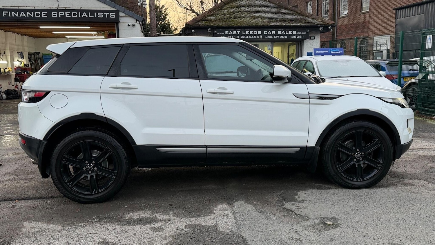 Used Land Rover Range Rover Evoque 2013 for sale - 76661198: Photo 2