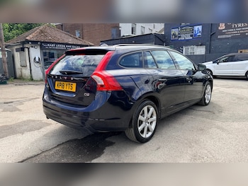 Used Volvo V60 2018 for sale - 79069461: Photo