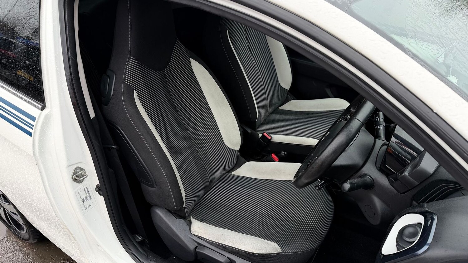 Used Peugeot 108 2018 for sale - 77470999: Photo 13