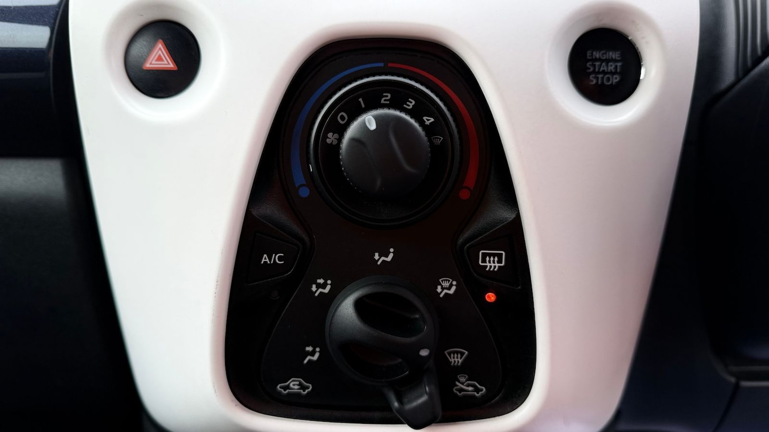 Used Peugeot 108 2018 for sale - 77470999: Photo 21