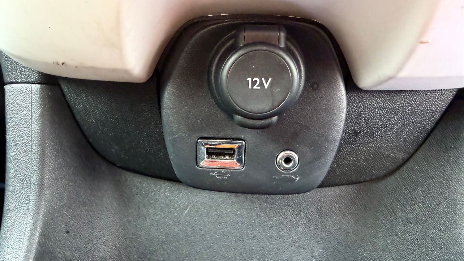 Used Peugeot 108 2018 for sale - 77470999: Photo 24