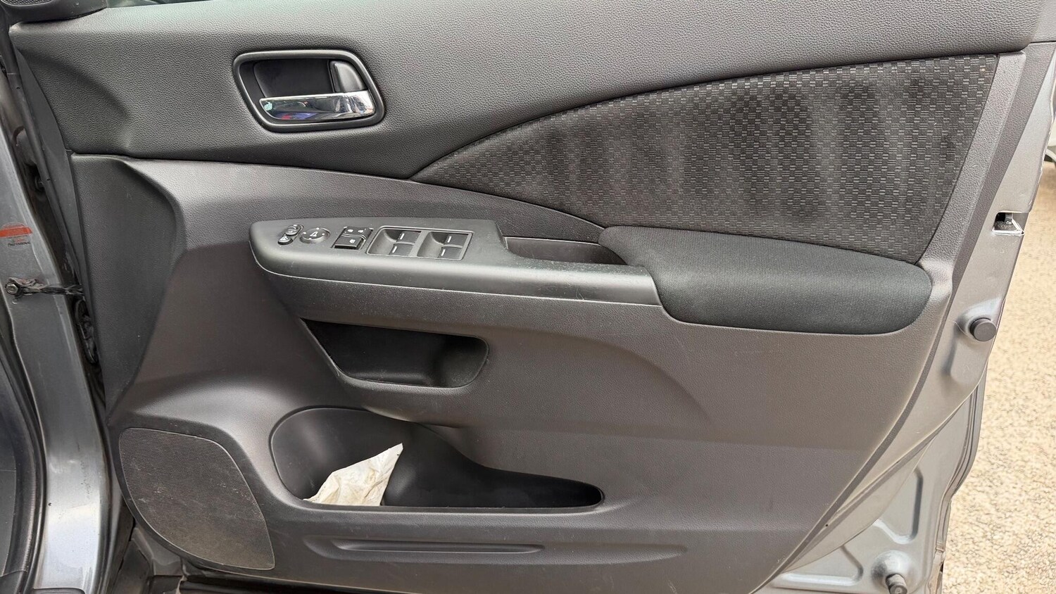 Used Honda CR-V 2015 for sale - 77894066: Photo 29