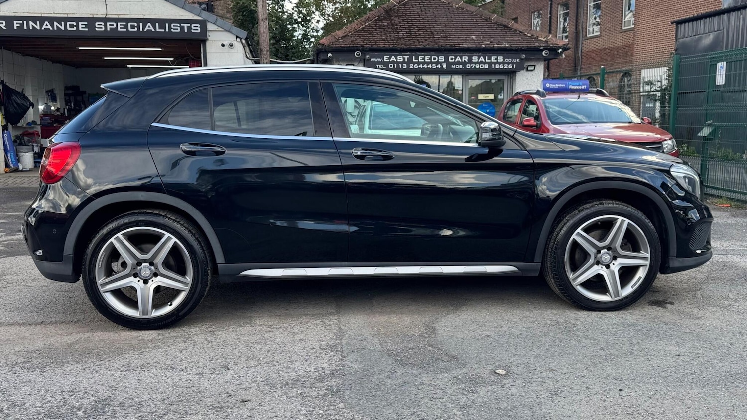 Used Mercedes-Benz GLA 2016 for sale - 76095887: Photo 2