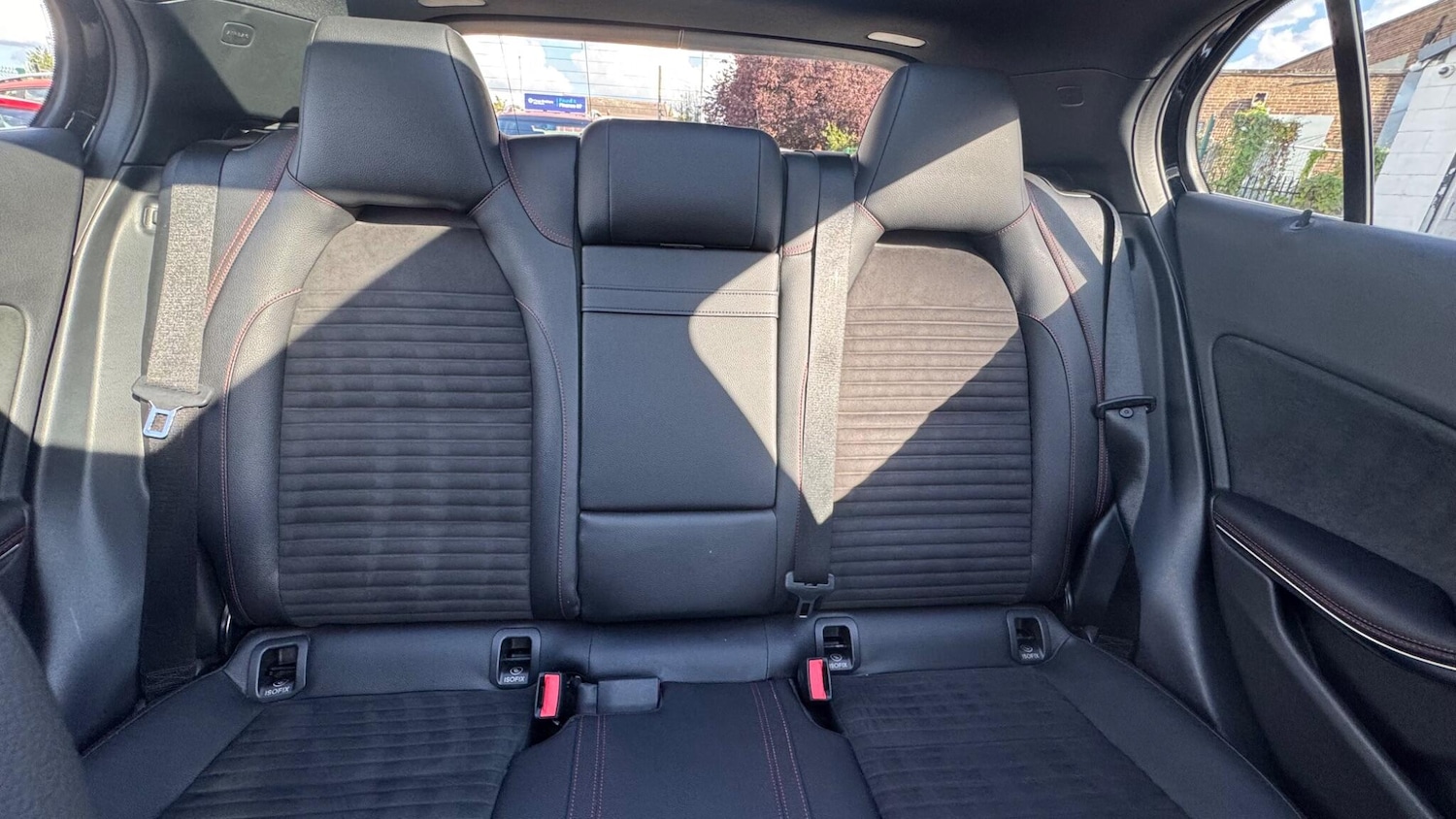 Used Mercedes-Benz GLA 2016 for sale - 76095887: Photo 31