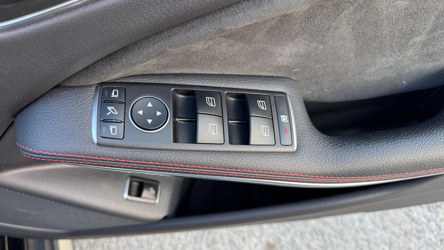 Used Mercedes-Benz GLA 2016 for sale - 76095887: Photo 34