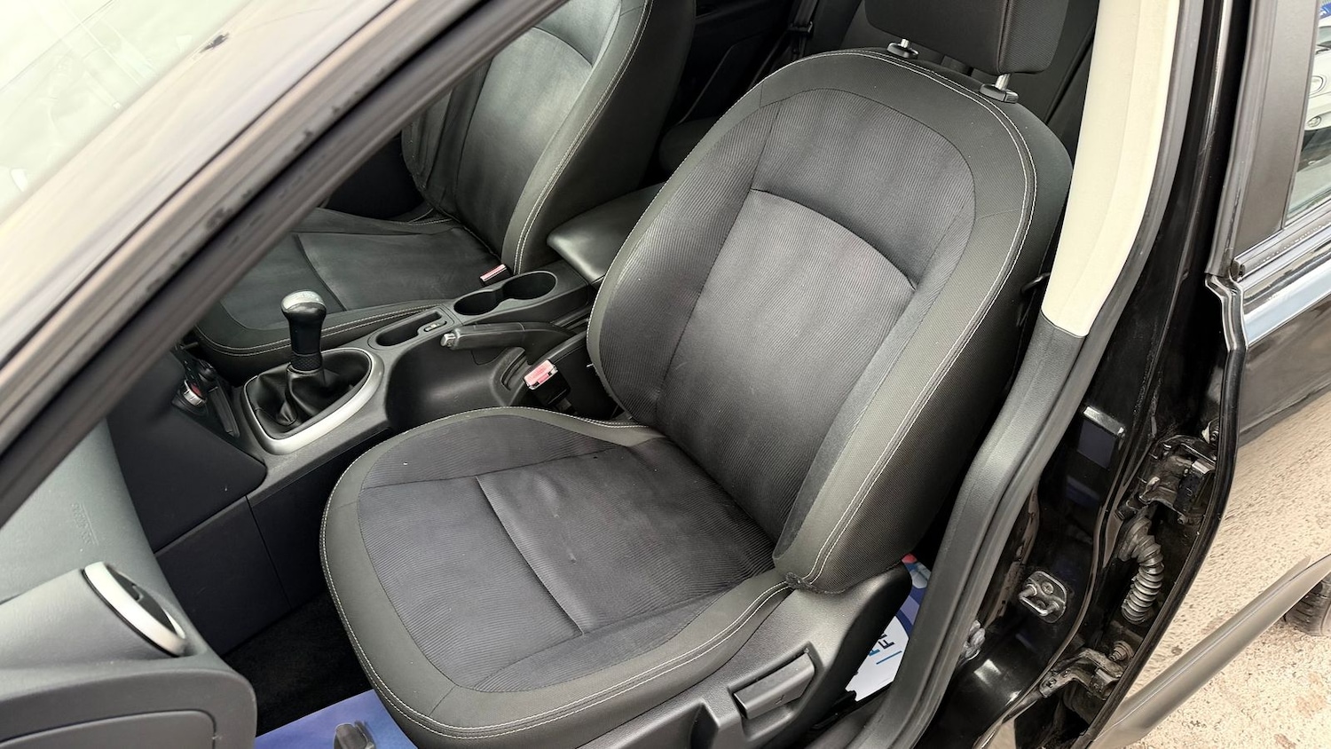 Used Nissan Qashqai 2010 for sale - 77841714: Photo 17