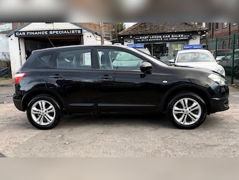 Used Nissan Qashqai 2010 for sale - 77841714: Photo