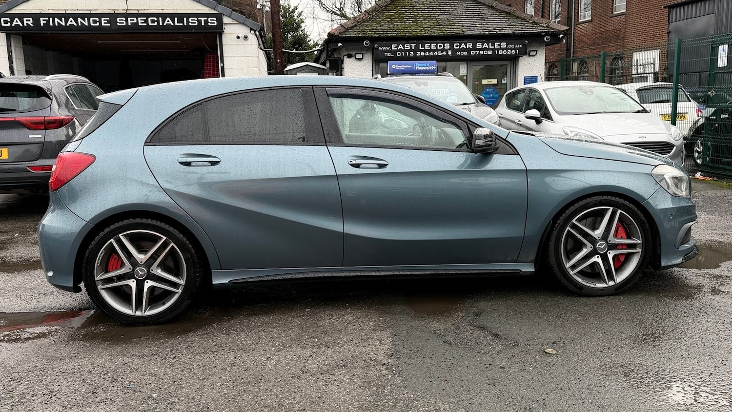 Used Mercedes-Benz A-Class 2013 for sale - 77552524: Photo 2