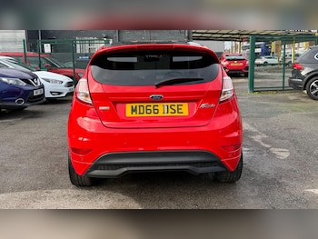 Used Ford Fiesta 2017 for sale - 76609433: Photo