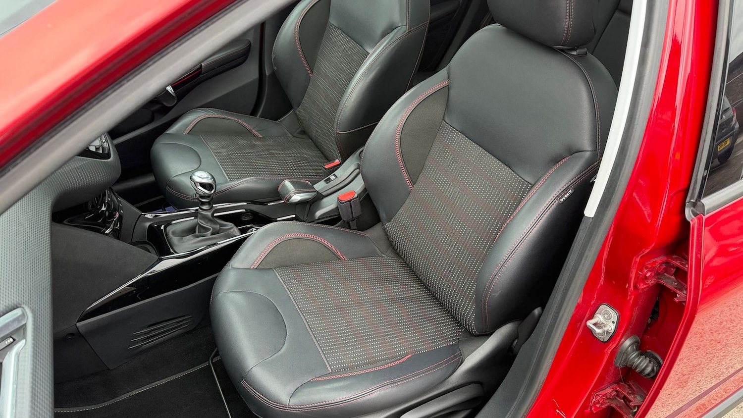 Used Peugeot 2008 2017 for sale - 77600522: Photo 18