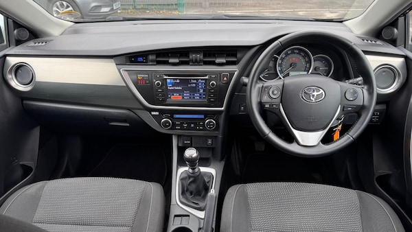 Used Toyota Auris 2013 for sale - 74396994: Photo 10