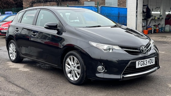 Used Toyota Auris 2013 for sale - 74396994: Photo 1