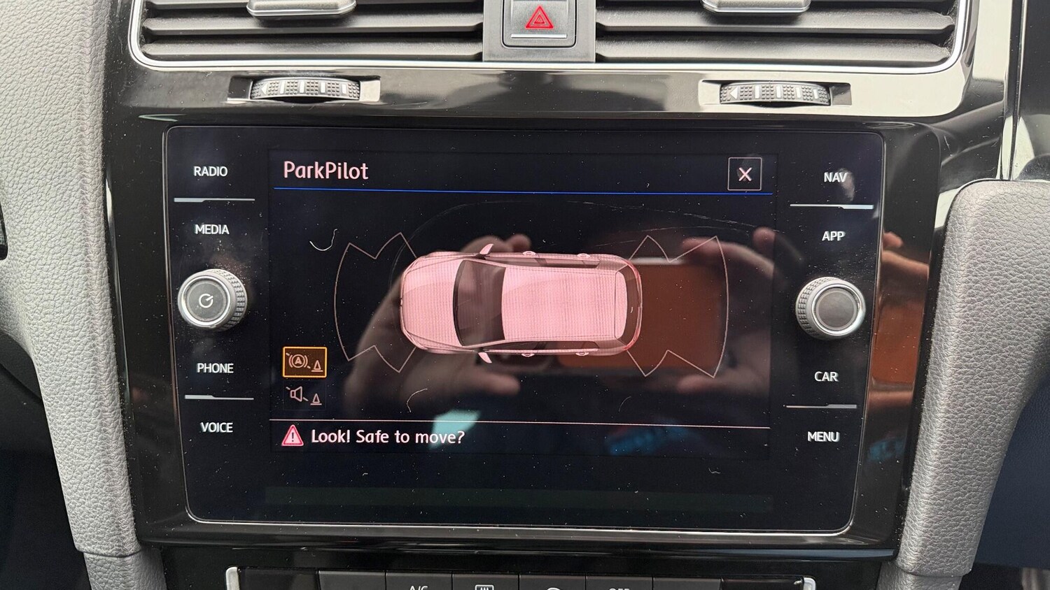 Used Volkswagen Golf 2018 for sale - 78206843: Photo 24