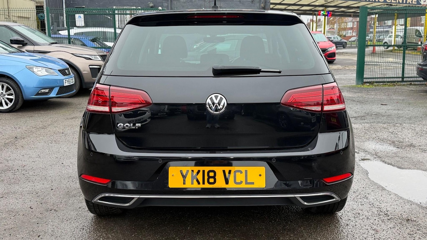 Used Volkswagen Golf 2018 for sale - 78206843: Photo 4