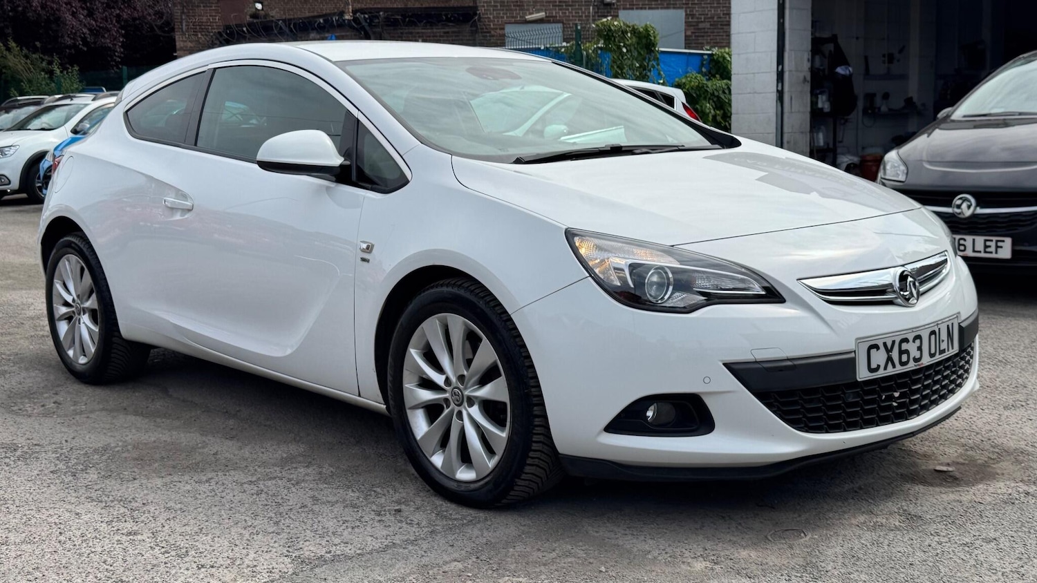 Used Vauxhall Astra GTC 2013 for sale - 76745468: Photo 1