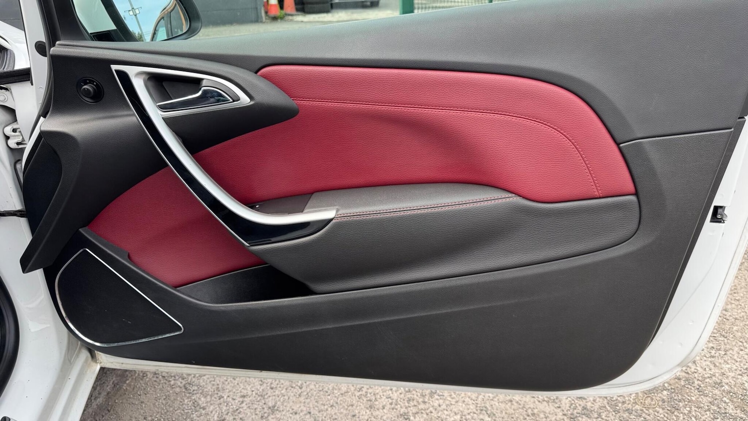 Used Vauxhall Astra GTC 2013 for sale - 76745468: Photo 29