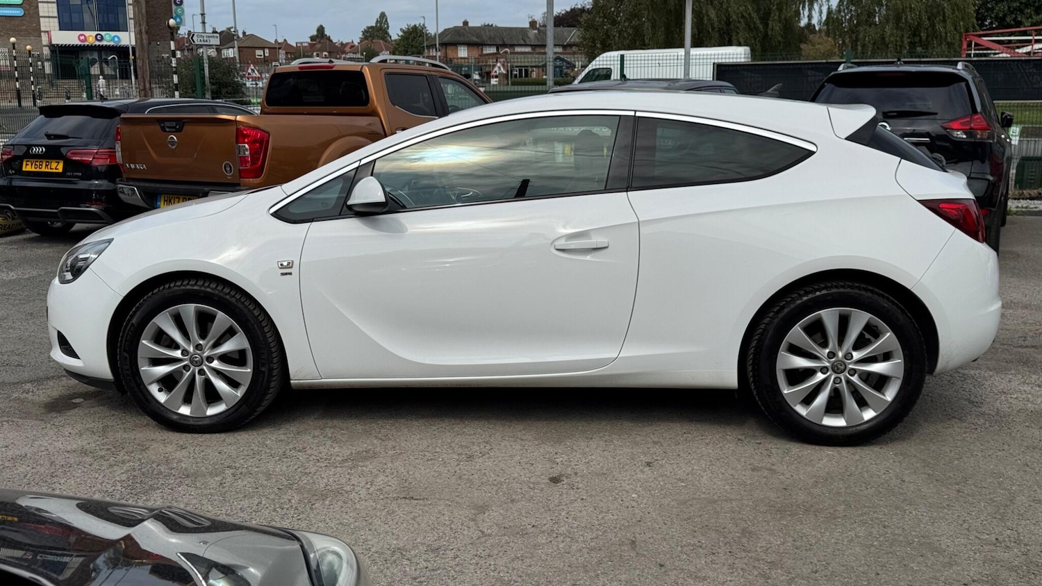 Used Vauxhall Astra GTC 2013 for sale - 76745468: Photo 7