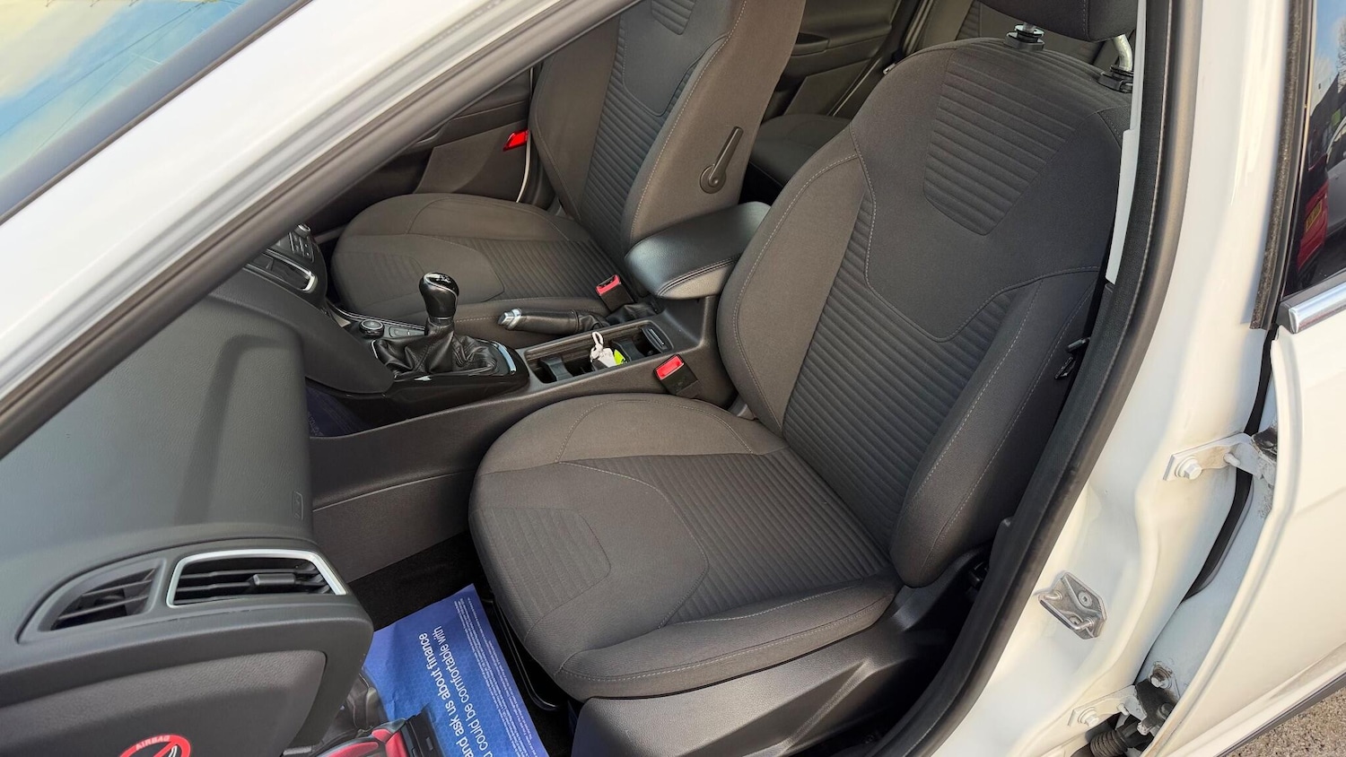 Used Ford Focus 2015 for sale - 76609432: Photo 20