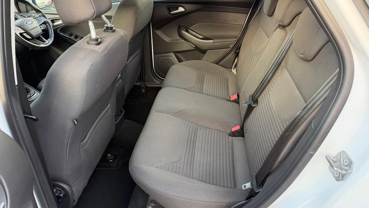 Used Ford Focus 2015 for sale - 76609432: Photo 21