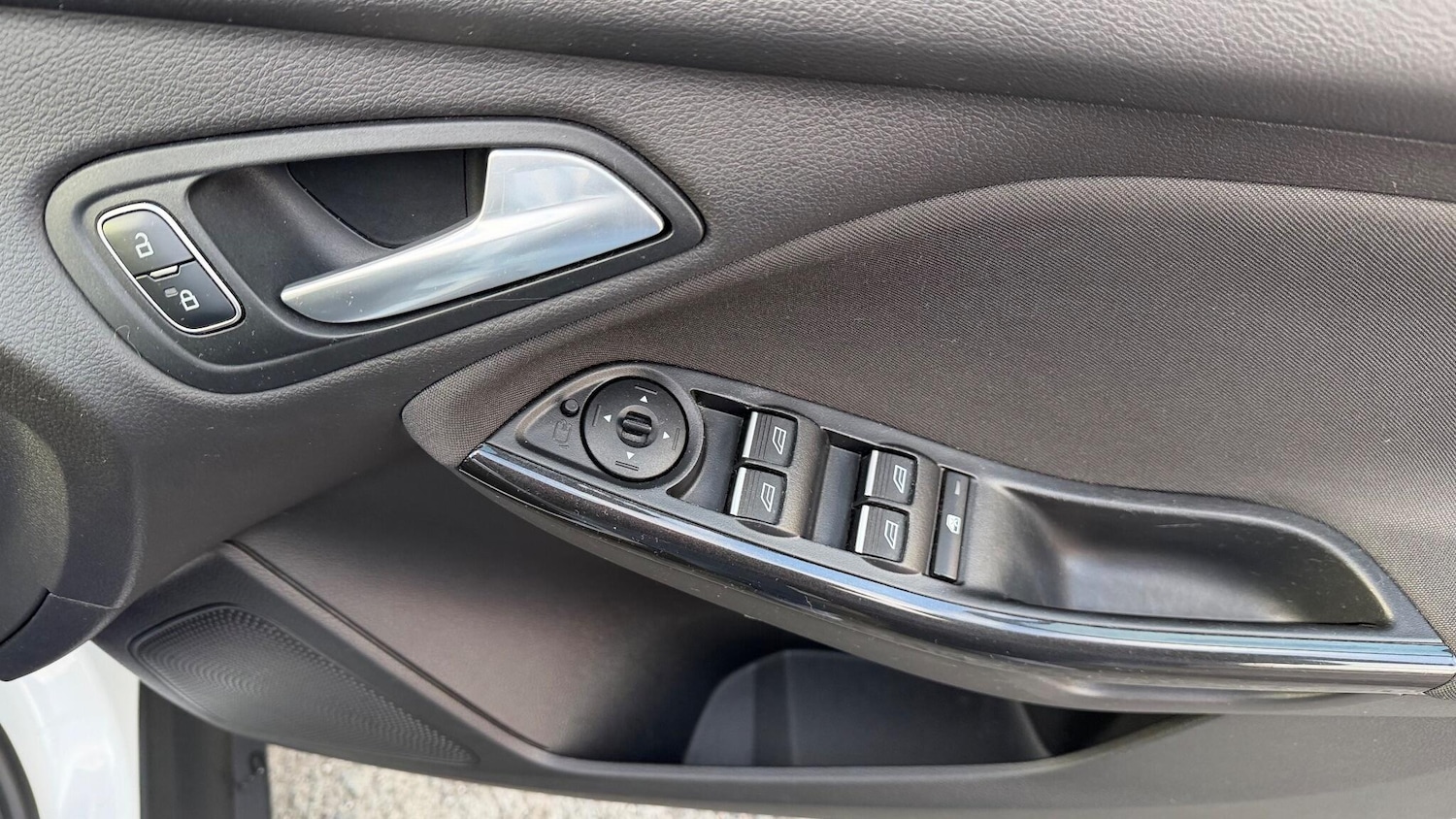 Used Ford Focus 2015 for sale - 76609432: Photo 32