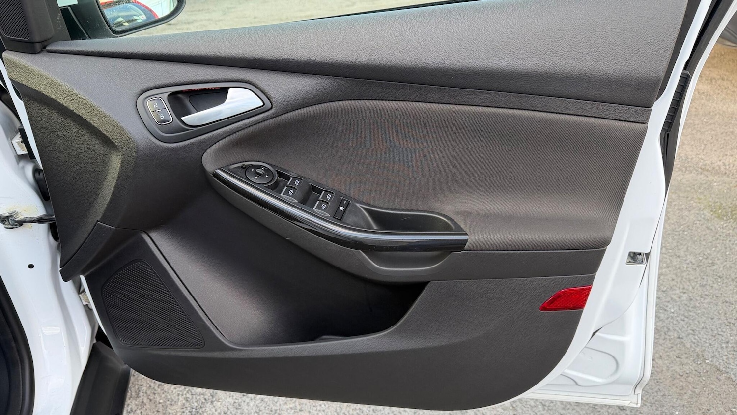 Used Ford Focus 2015 for sale - 76609432: Photo 33