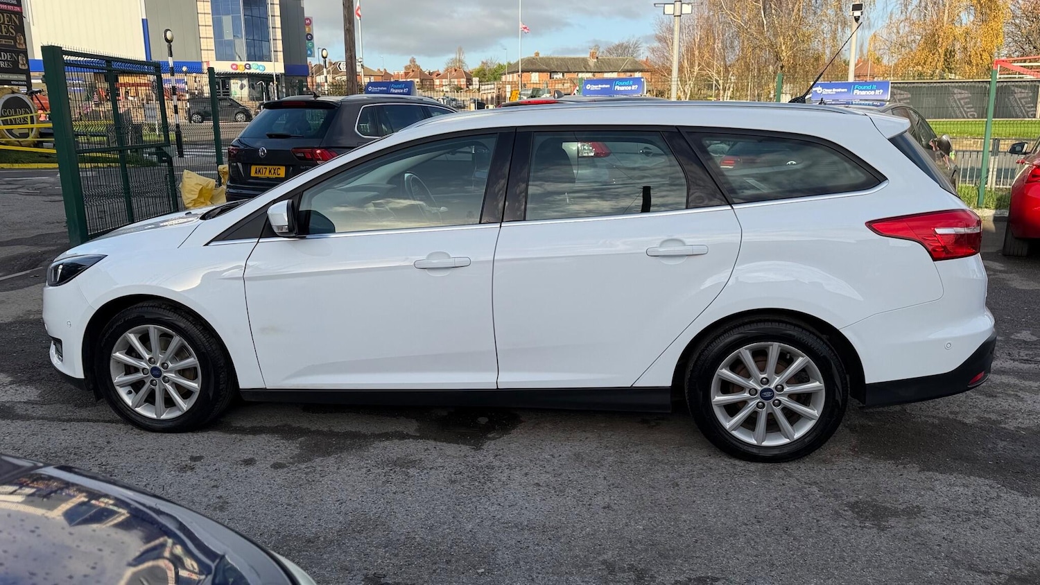 Used Ford Focus 2015 for sale - 76609432: Photo 6
