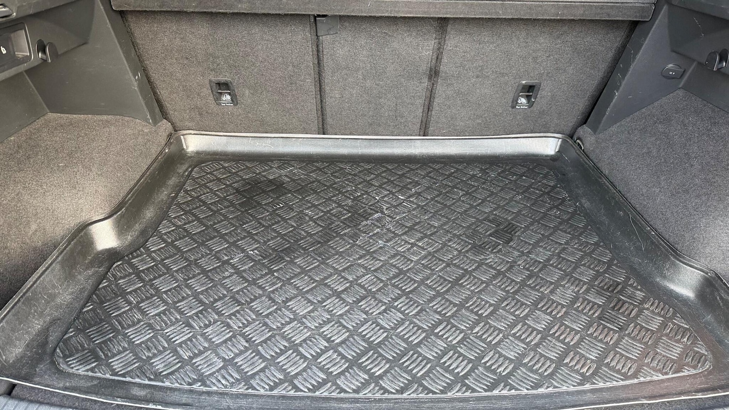 Used Volkswagen Tiguan 2017 for sale - 76389996: Photo 34