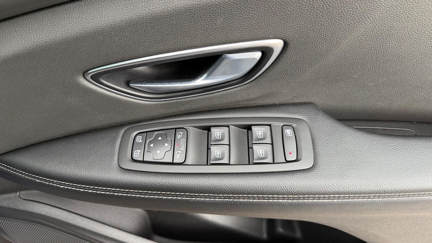 Used Renault Scenic 2018 for sale - 76203673: Photo 27