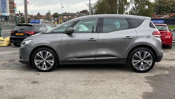Used Renault Scenic 2018 for sale - 76203673: Photo 7