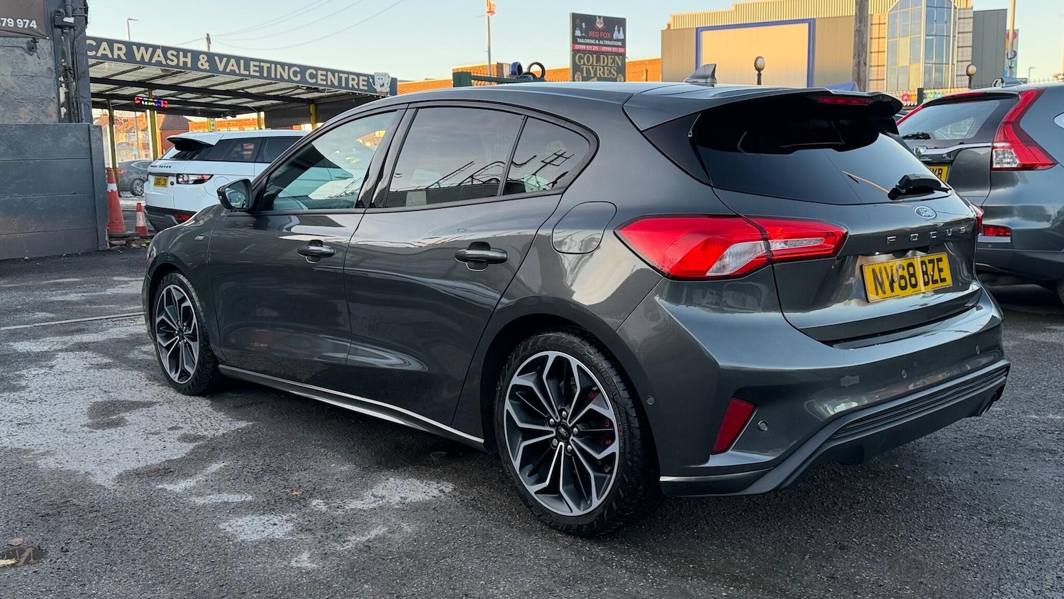 Used Ford Focus 2018 for sale - 76635908: Photo 5