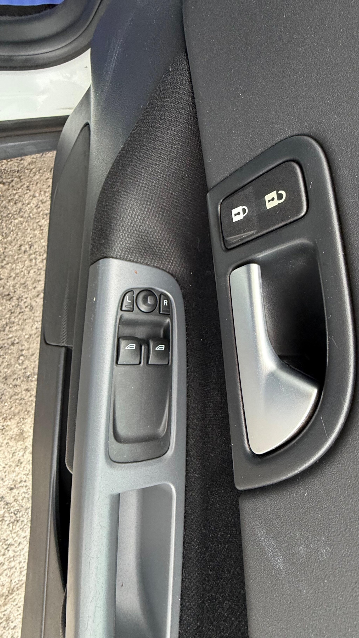 Used Volvo C30 2011 for sale - 76434558: Photo 25