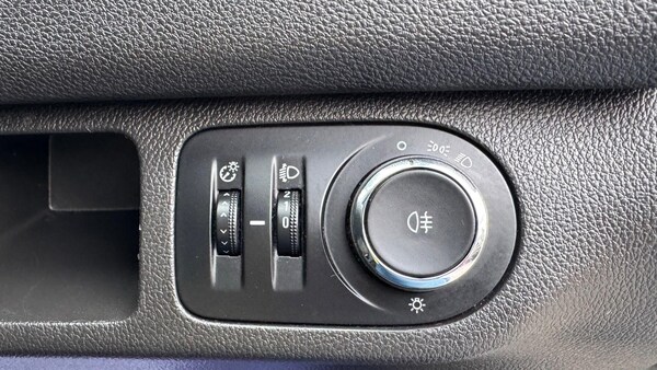 Used Vauxhall Meriva 2011 for sale - 76062262: Photo 25