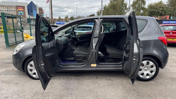 Used Vauxhall Meriva 2011 for sale - 76062262: Photo 31