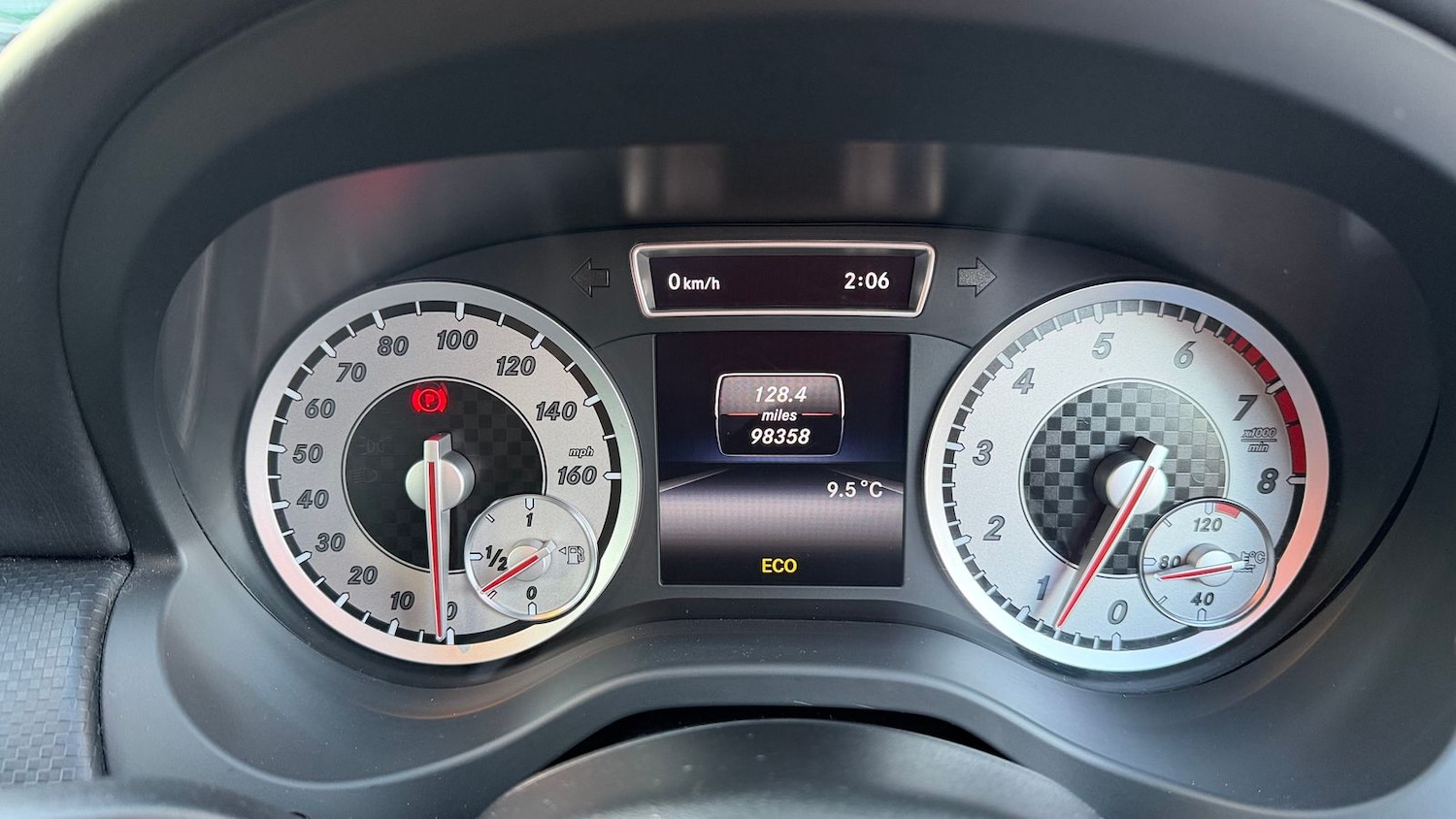 Used Mercedes-Benz A-Class 2014 for sale - 76915209: Photo 11