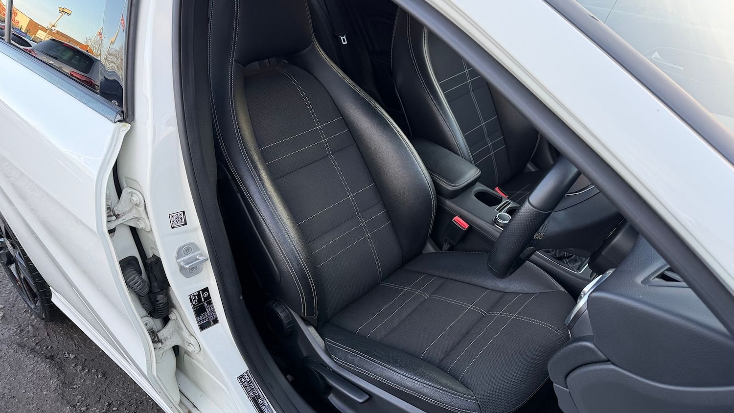 Used Mercedes-Benz A-Class 2014 for sale - 76915209: Photo 14