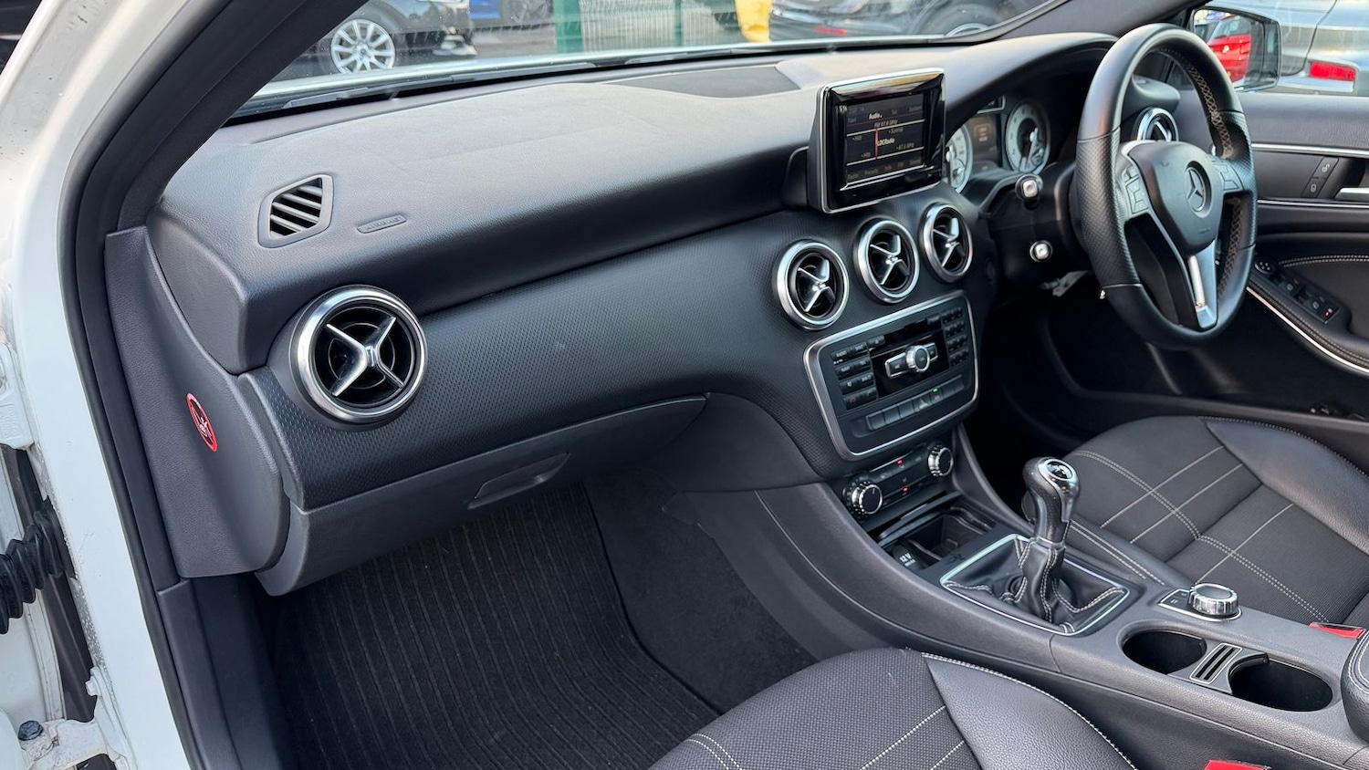 Used Mercedes-Benz A-Class 2014 for sale - 76915209: Photo 15