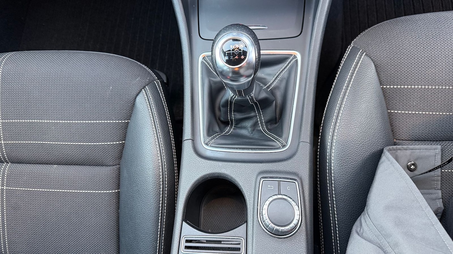 Used Mercedes-Benz A-Class 2014 for sale - 76915209: Photo 24