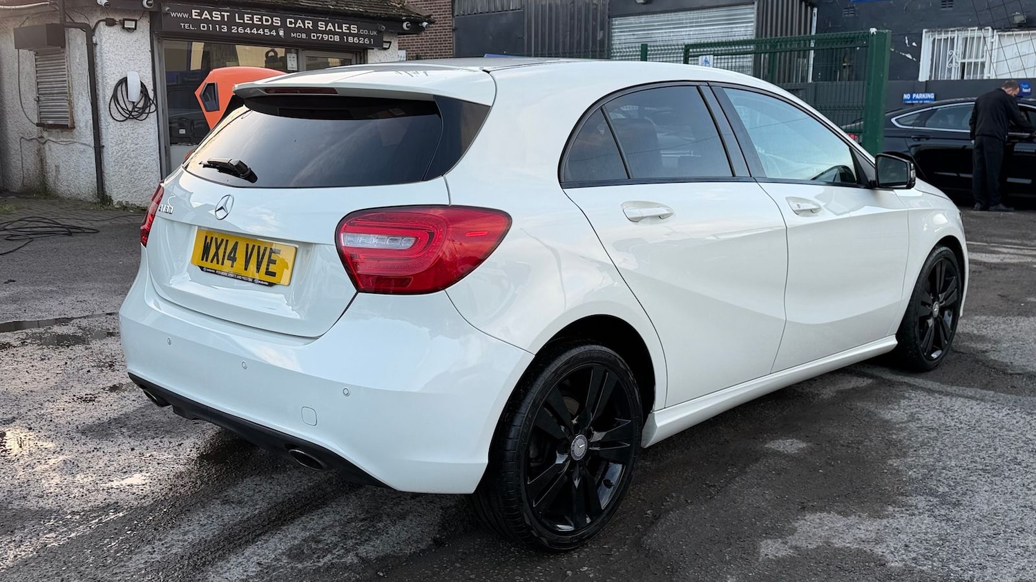 Used Mercedes-Benz A-Class 2014 for sale - 76915209: Photo 3