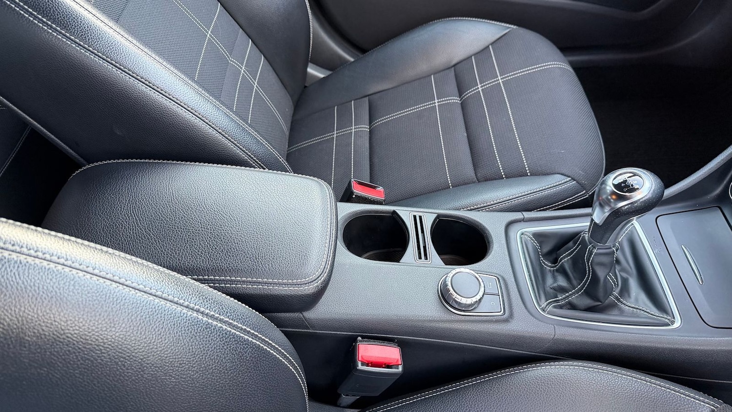 Used Mercedes-Benz A-Class 2014 for sale - 76915209: Photo 30