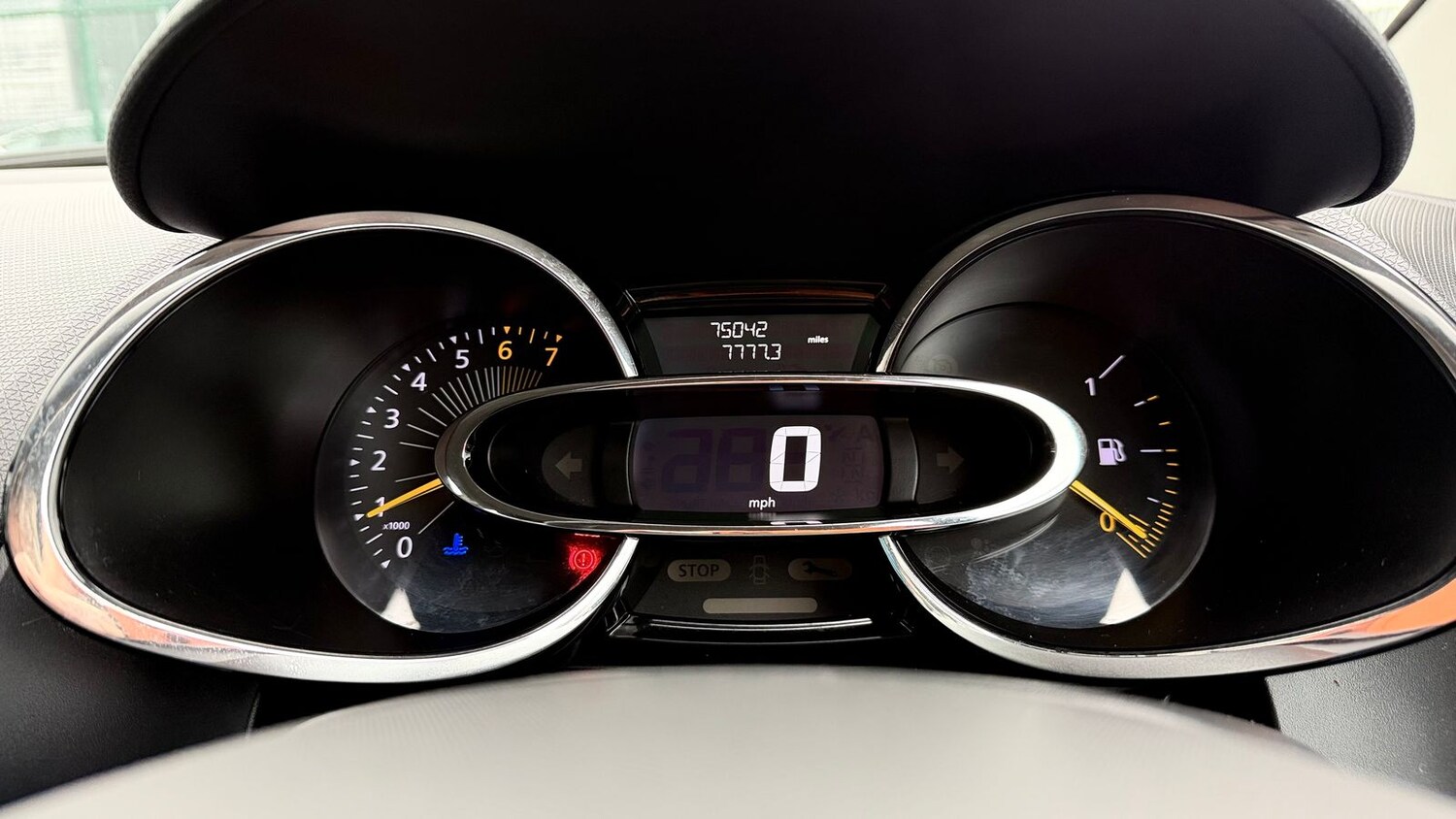 Used Renault Clio 2013 for sale - 77685831: Photo 11