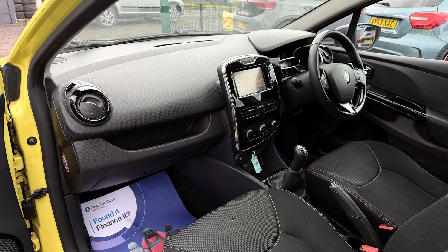 Used Renault Clio 2013 for sale - 77685831: Photo 16