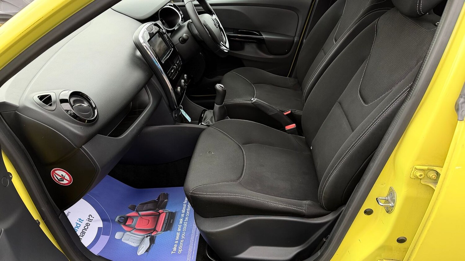 Used Renault Clio 2013 for sale - 77685831: Photo 17