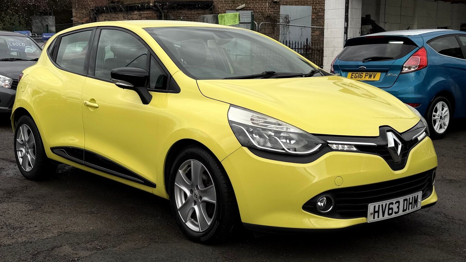 Used Renault Clio 2013 for sale - 77685831: Photo 33