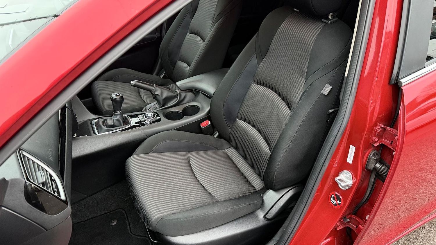 Used Mazda Mazda3 2014 for sale - 77293511: Photo 12