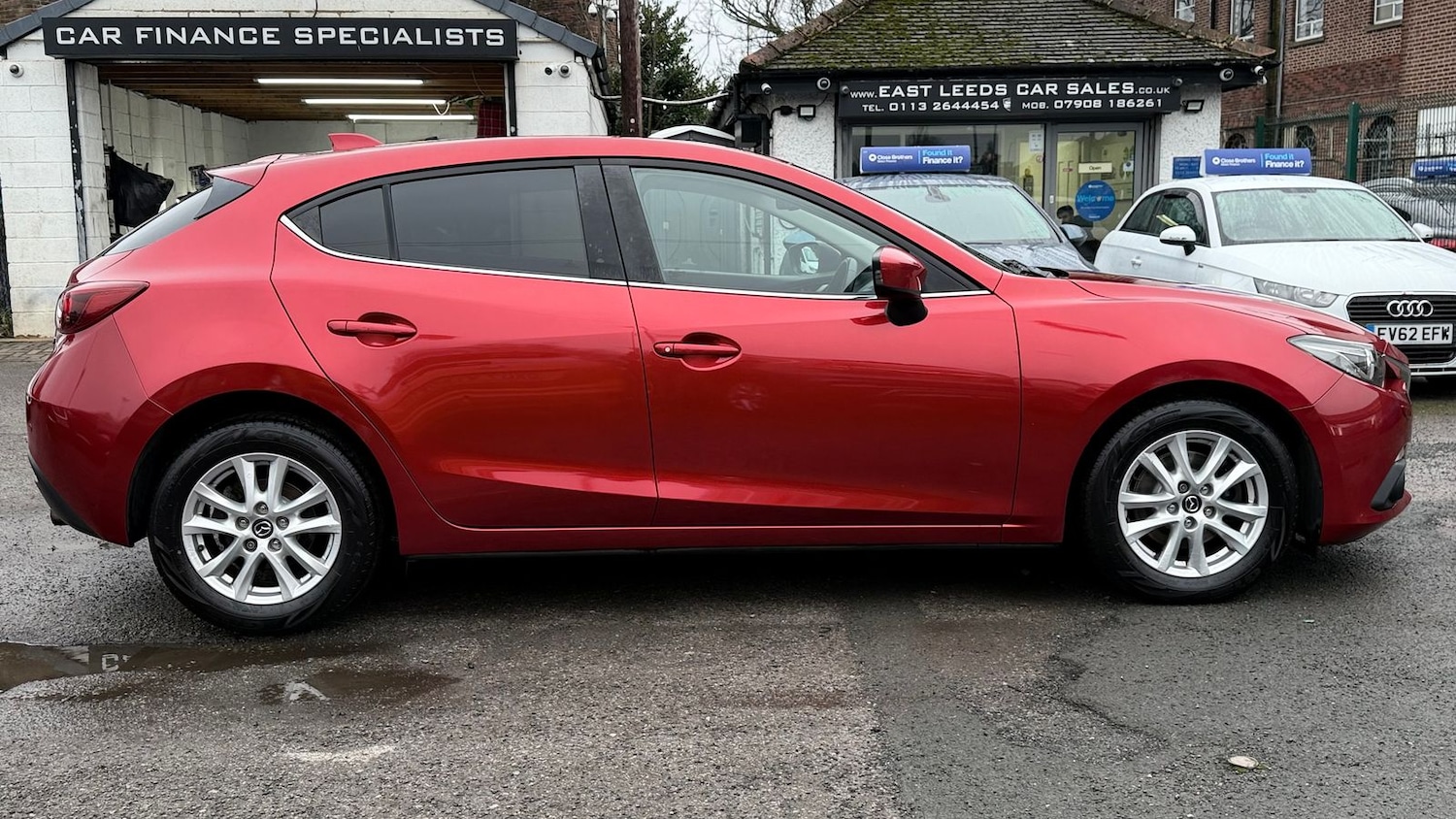 Used Mazda Mazda3 2014 for sale - 77293511: Photo 2