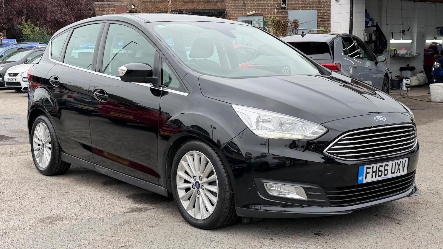 Used Ford C-Max 2017 for sale - 76297376: Photo 1